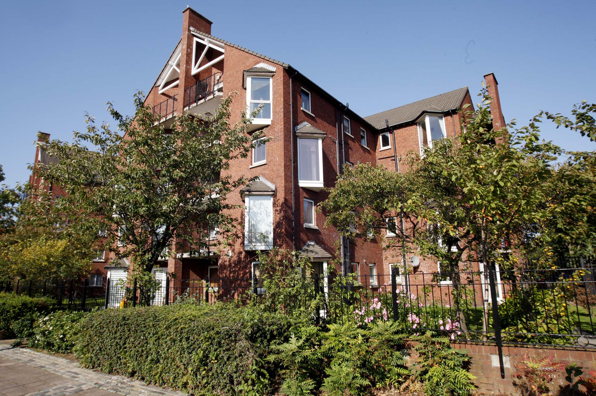 Lagan View — Laganview Court